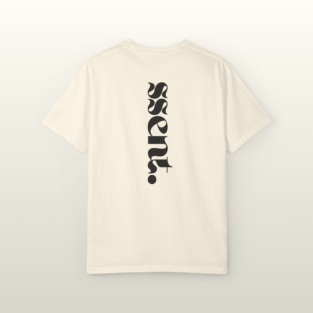 Bold oversized T-shirt.