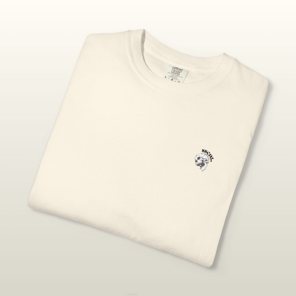 Bold oversized T-shirt.